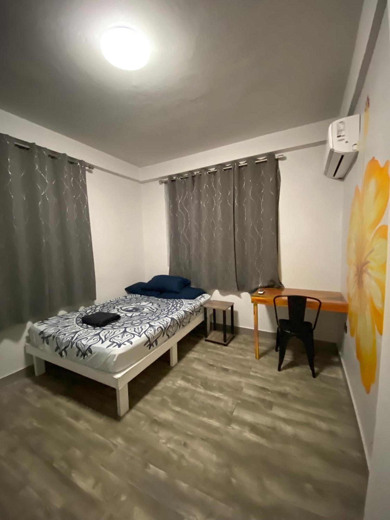 1802 At San Juan Hostel Εξωτερικό φωτογραφία